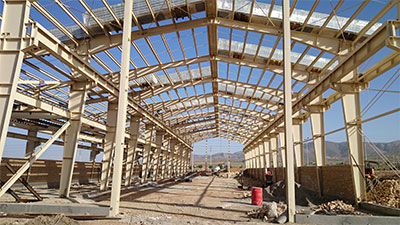 اجرای ساندویچ پانل سقفی